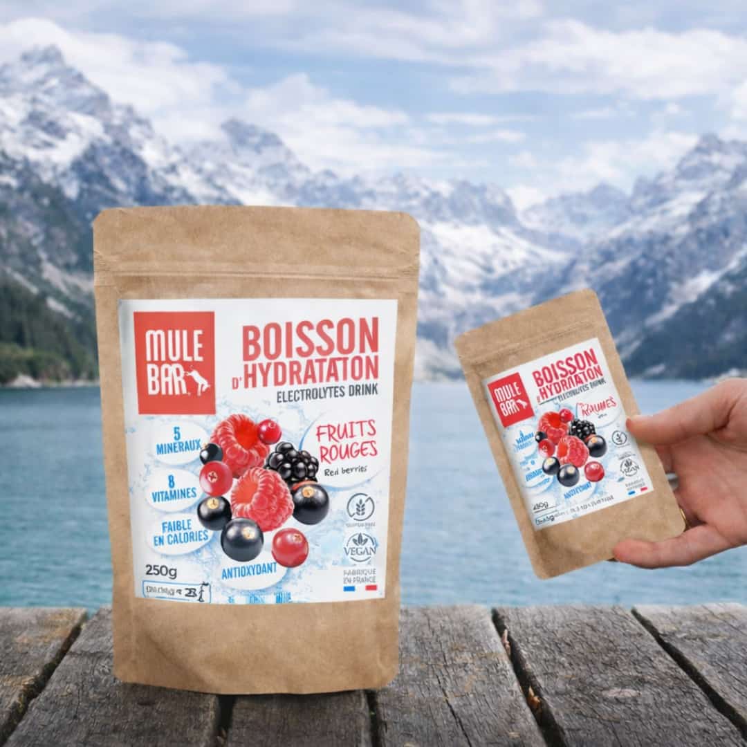 La boisson d'hydratation fruits rouges mulebar existe en 2 formats